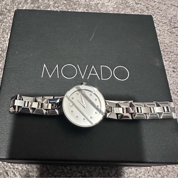 Movado Accessories - New Movado Women's Watch Sapphire 0606814
